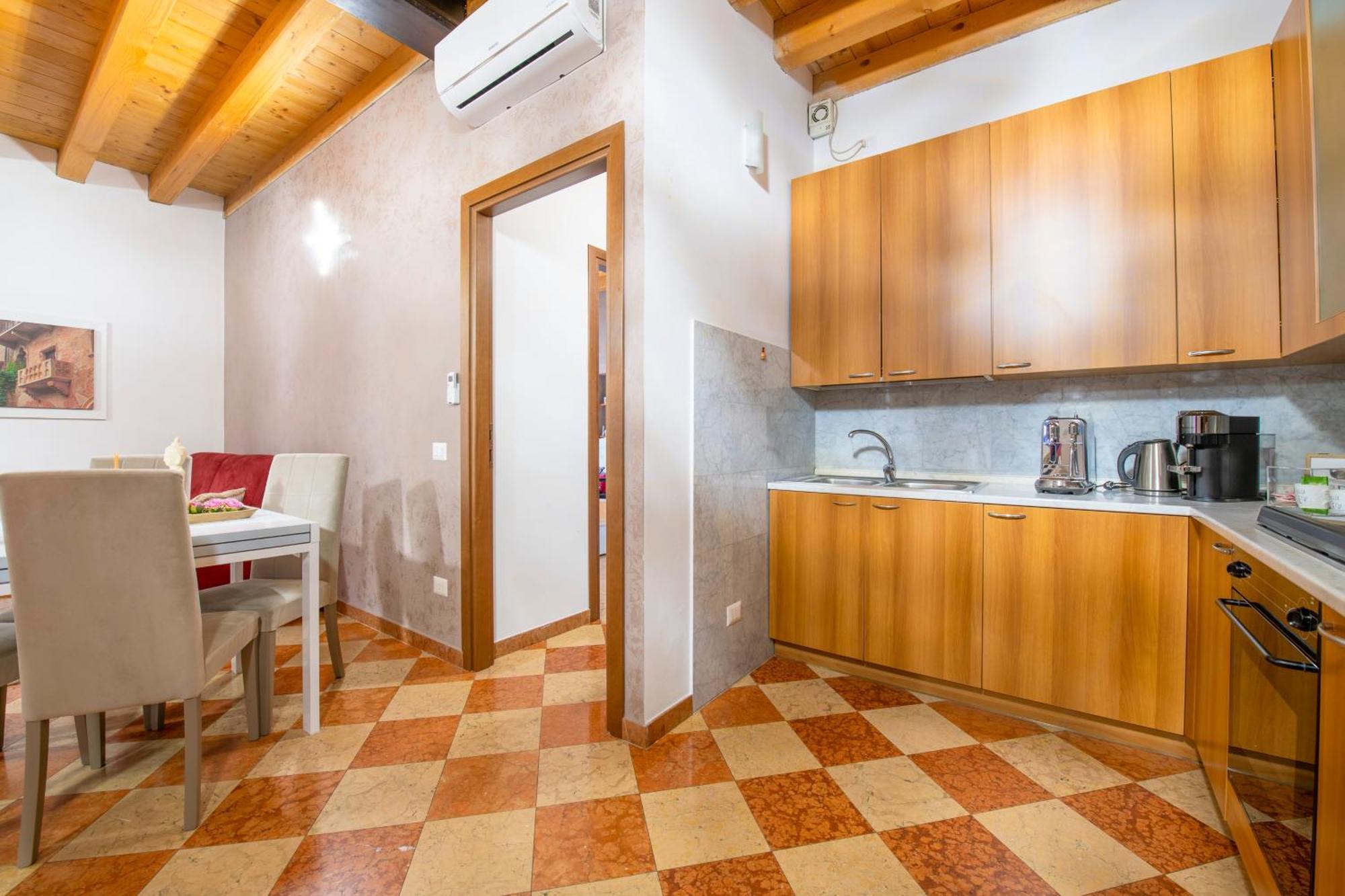 Arena Suite Mazzini Verona Centro Экстерьер фото
