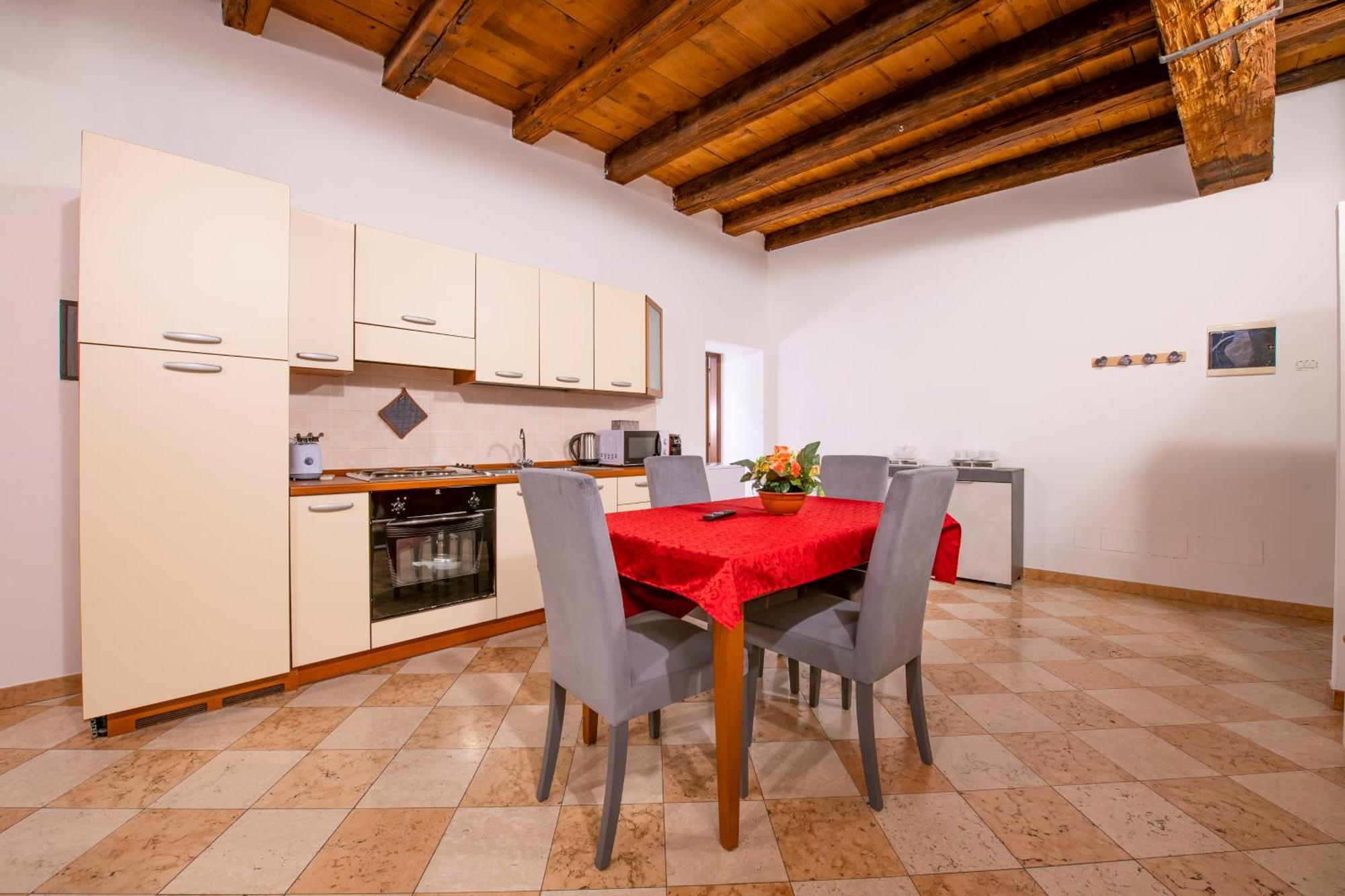 Arena Suite Mazzini Verona Centro Экстерьер фото